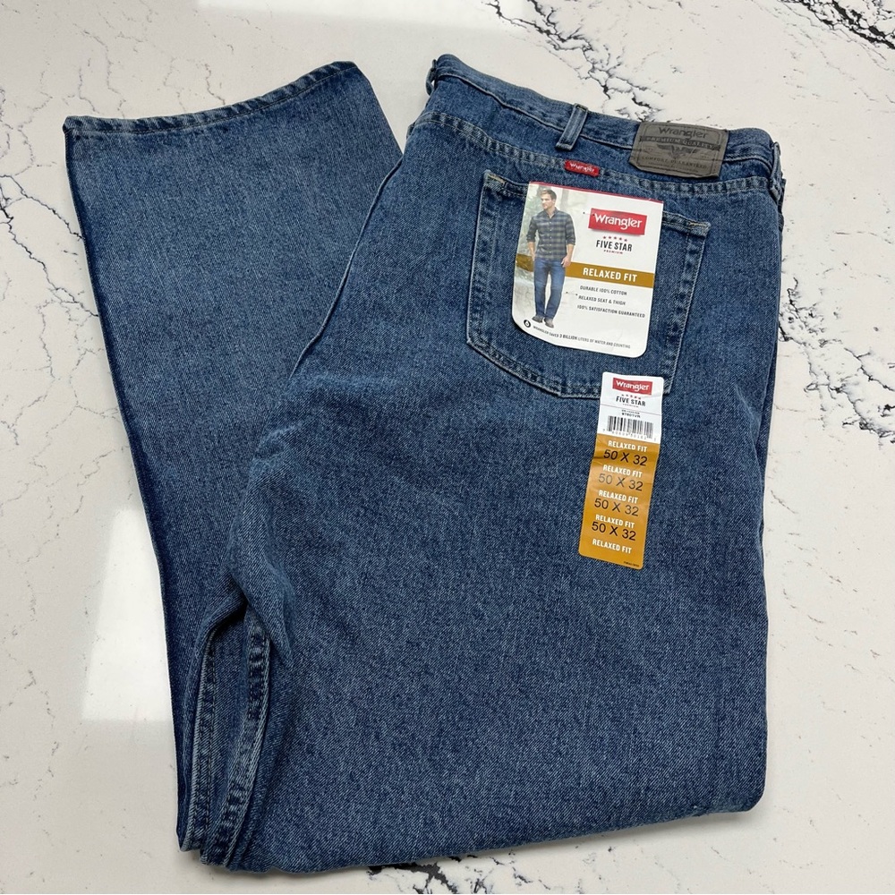Men’s wrangler jeans, relaxed fit, 50x32 NWT!!